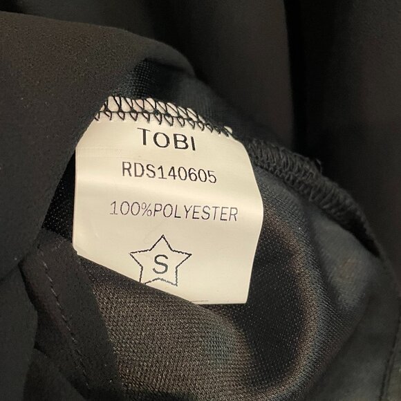 Tobi Cross Back Black Dress - Picture 7 of 8